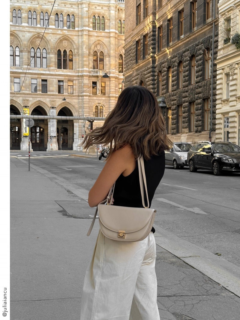 White Flattered Cindy Cross Body Bag Accessories Bags | FNZUI11217