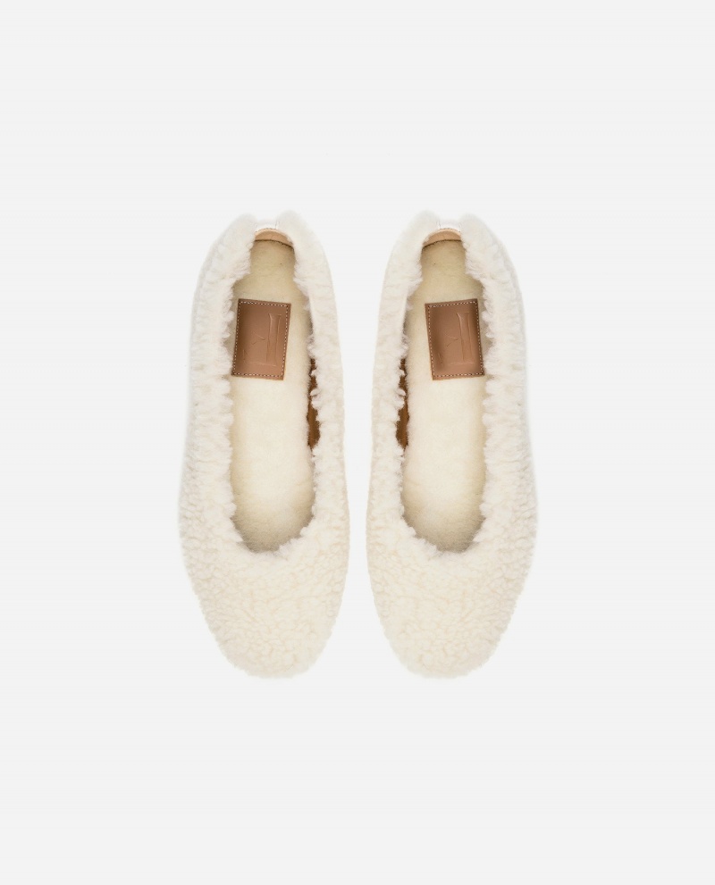 White Flattered Nina Teddy Shoes Indoor Shoes | NZJBT24040